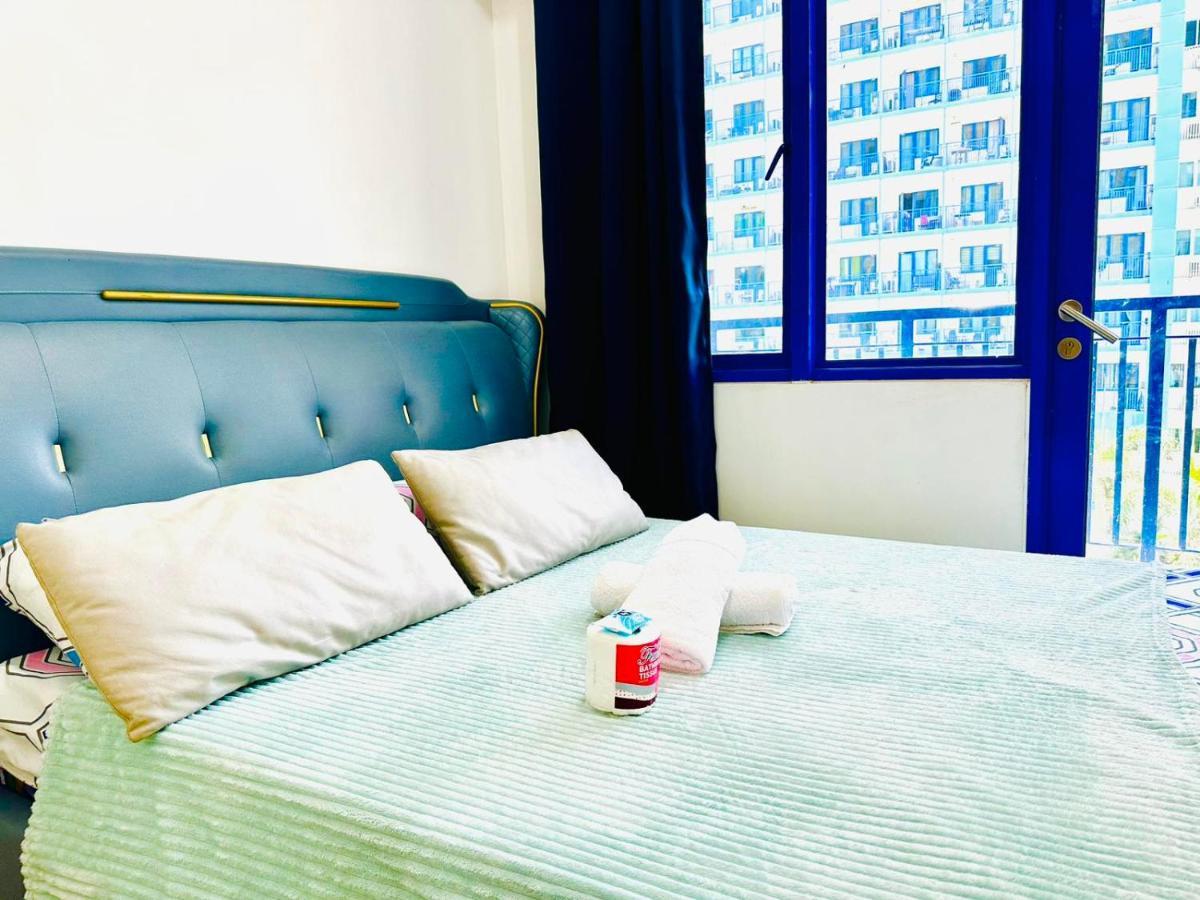 Sea 2-Br Unit With Free Parking Near Mall Of Asia Pasay Exteriör bild