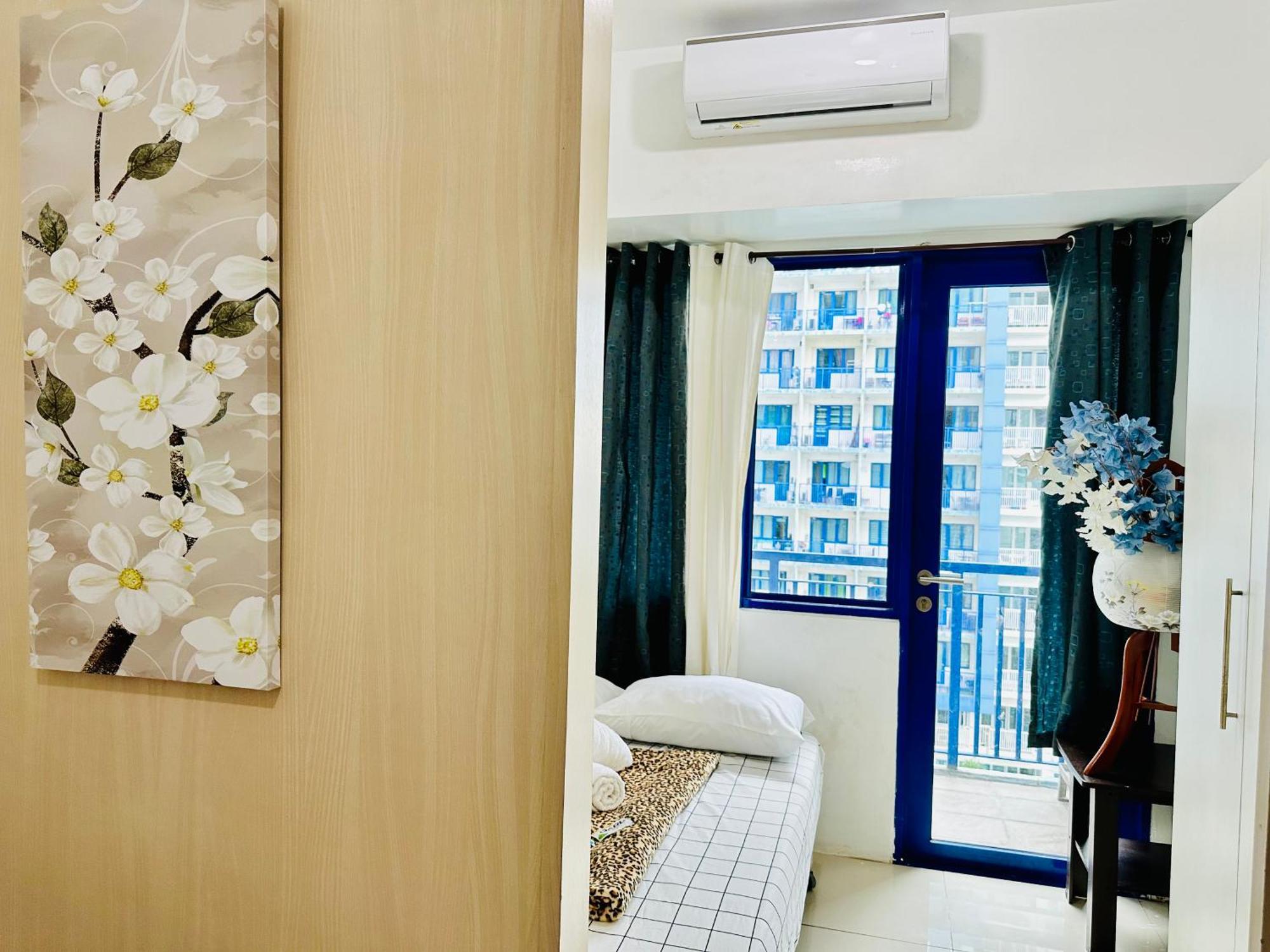 Sea 2-Br Unit With Free Parking Near Mall Of Asia Pasay Exteriör bild