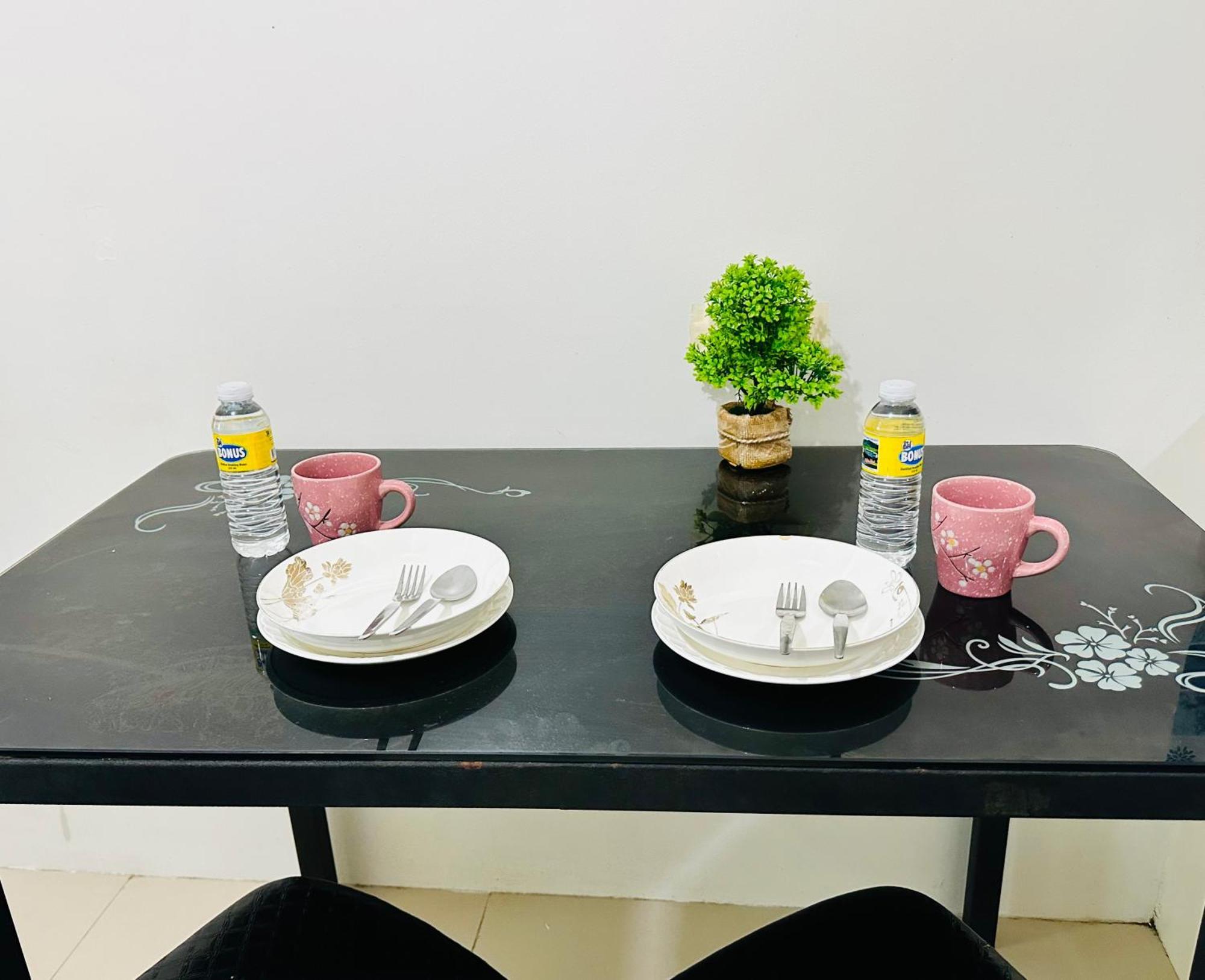 Sea 2-Br Unit With Free Parking Near Mall Of Asia Pasay Exteriör bild